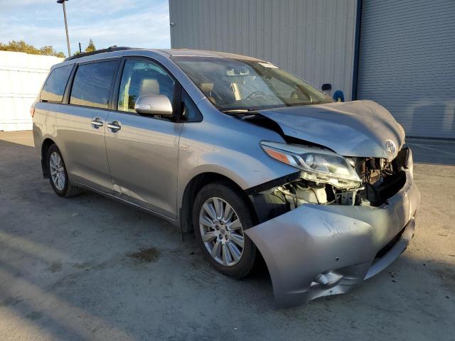 VIN 5TDDZ3DC5HS177231 2017 Toyota Sienna, Xle no.4