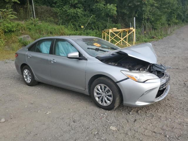 VIN 4T4BF1FK7GR566599 2016 Toyota Camry, LE no.4