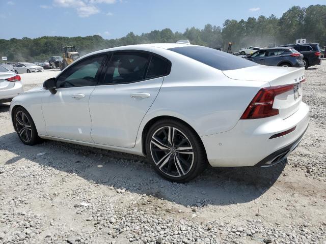 VIN 7JRL12TMXNG158026 2022 Volvo S60, B5 R-Design no.2