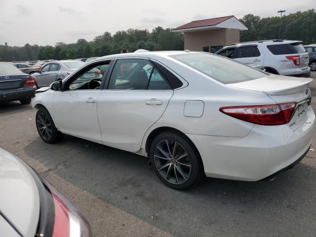 VIN 4T1BK1FK1FU566781 2015 Toyota Camry, Xse no.2