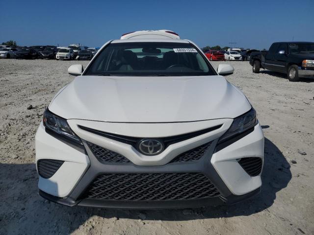 2018 TOYOTA CAMRY L - 4T1B11HK6JU614221