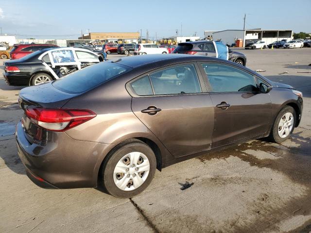 VIN 3KPFK4A78HE158256 2017 KIA FORTE no.3