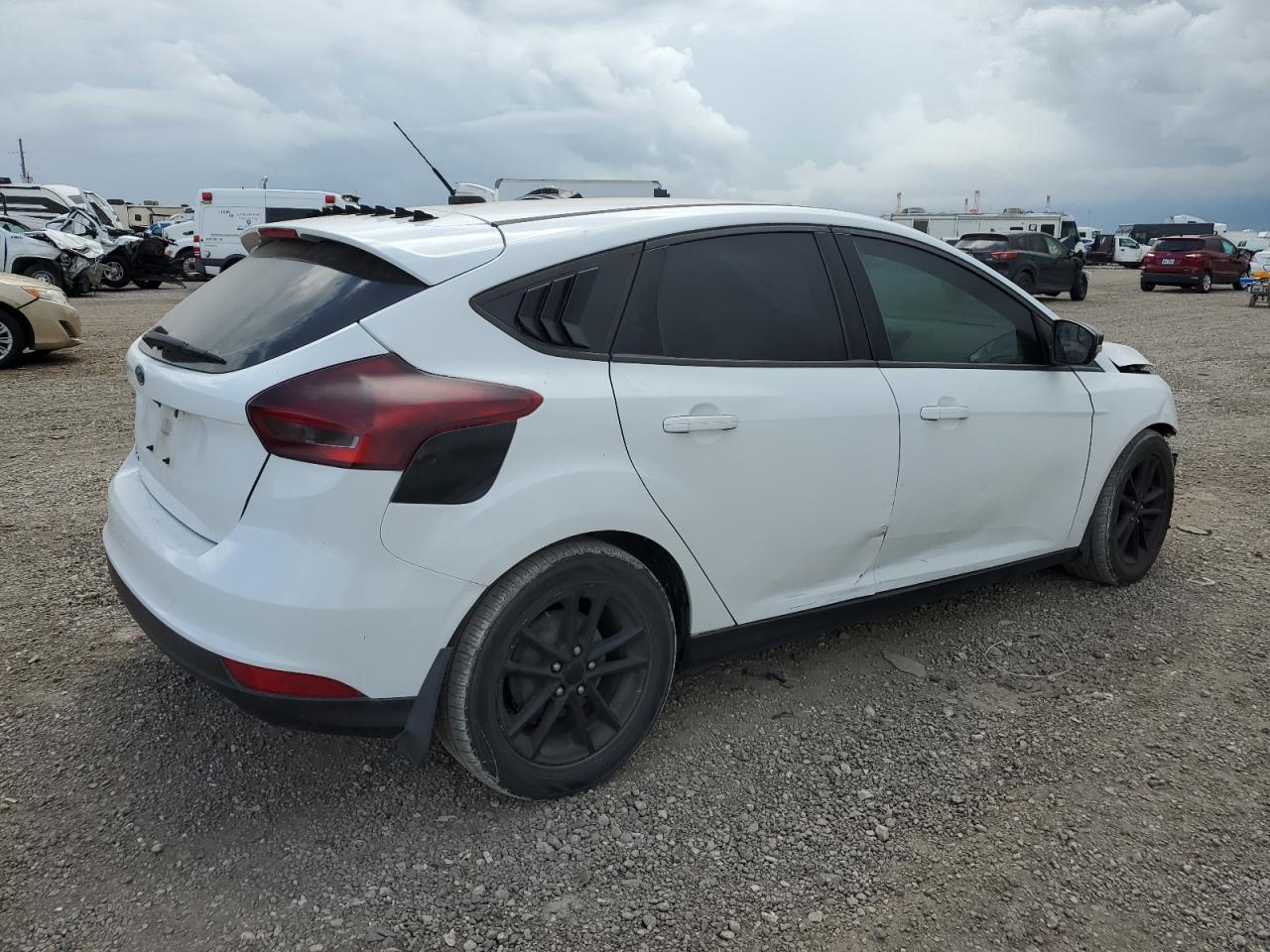 Lot #3029728675 2017 FORD FOCUS SE