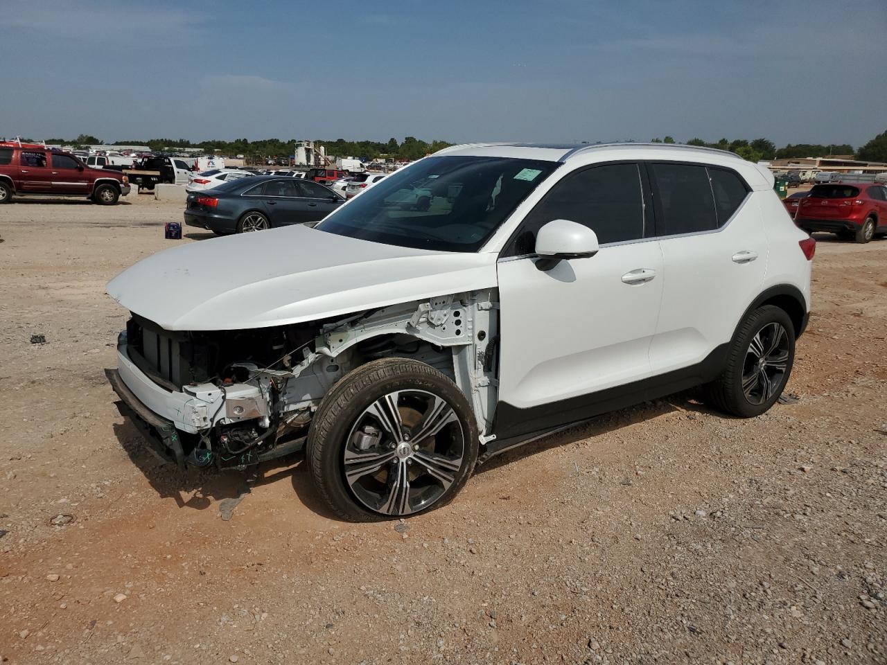 YV4162UL7N2653176 VOLVO XC40 T5 IN 2022