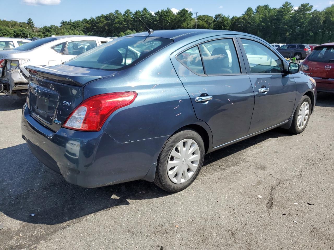 NISSAN VERSA S
