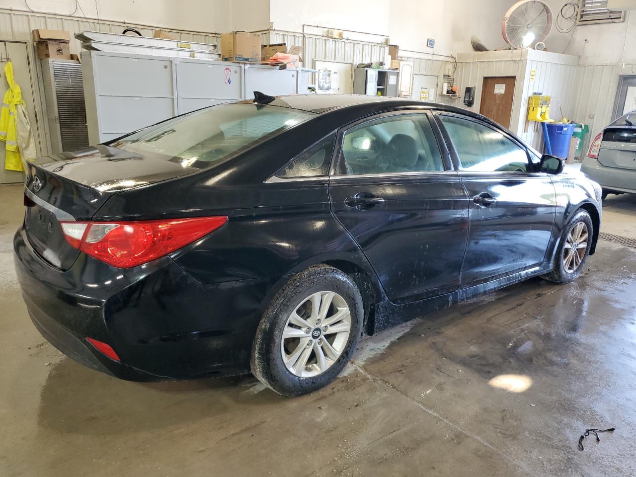 Lot #2768670771 2014 HYUNDAI SONATA GLS