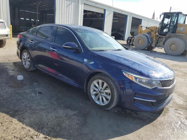 VIN 5XXGU4L36JG226561 2018 KIA Optima, EX no.4