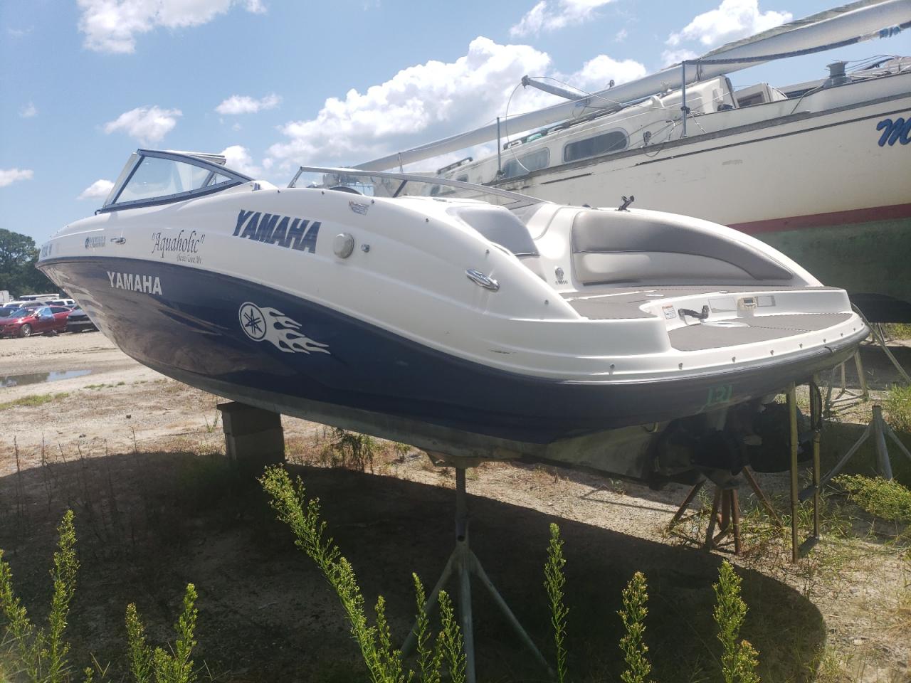 Lot #2831516389 2011 YAMAHA BOAT