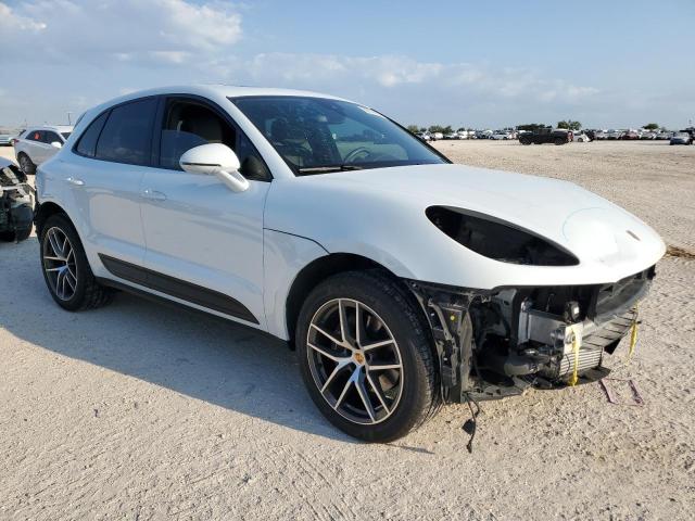 VIN WP1AA2A52NLB01200 2022 Porsche Macan no.4