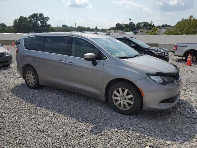 VIN 2C4RC1CG7HR771375 2017 Chrysler Pacifica, LX no.4