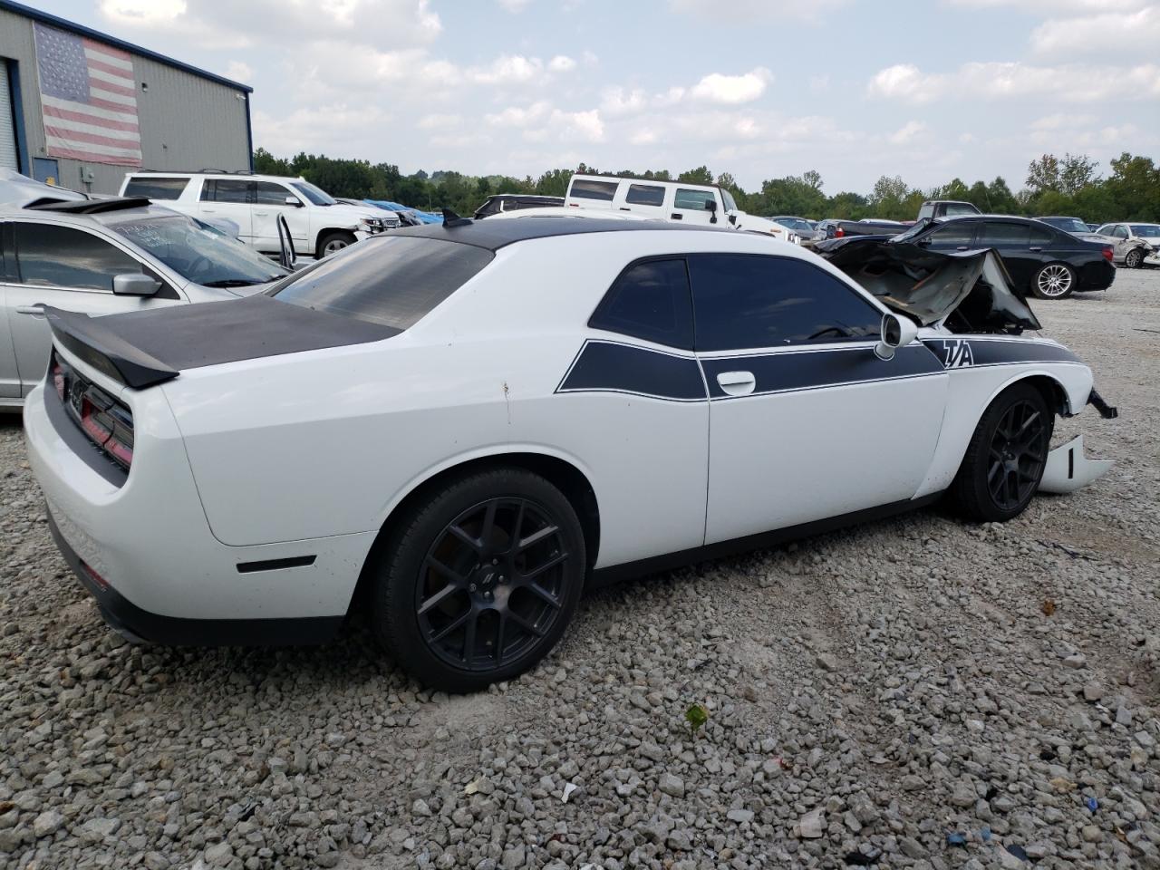 Lot #2826419130 2017 DODGE CHALLENGER