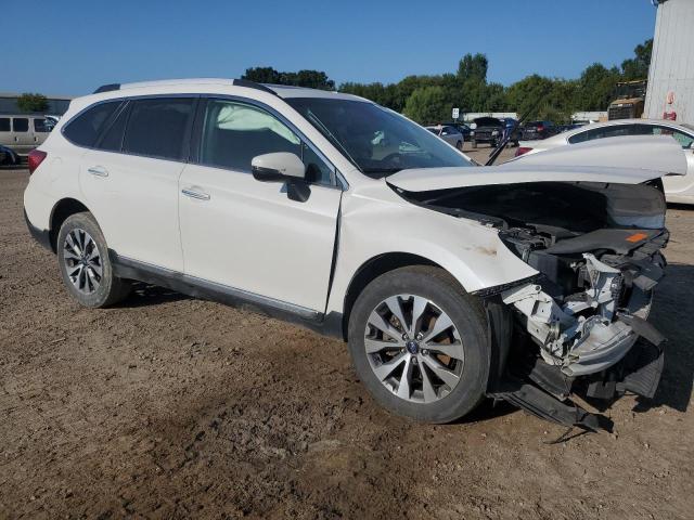 VIN 4S4BSETC7K3329426 2019 Subaru Outback, Touring no.4