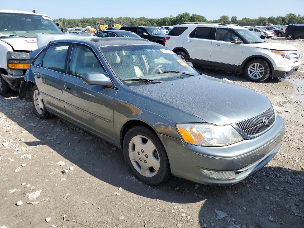 Lot #2791192358 2004 TOYOTA AVALON XL