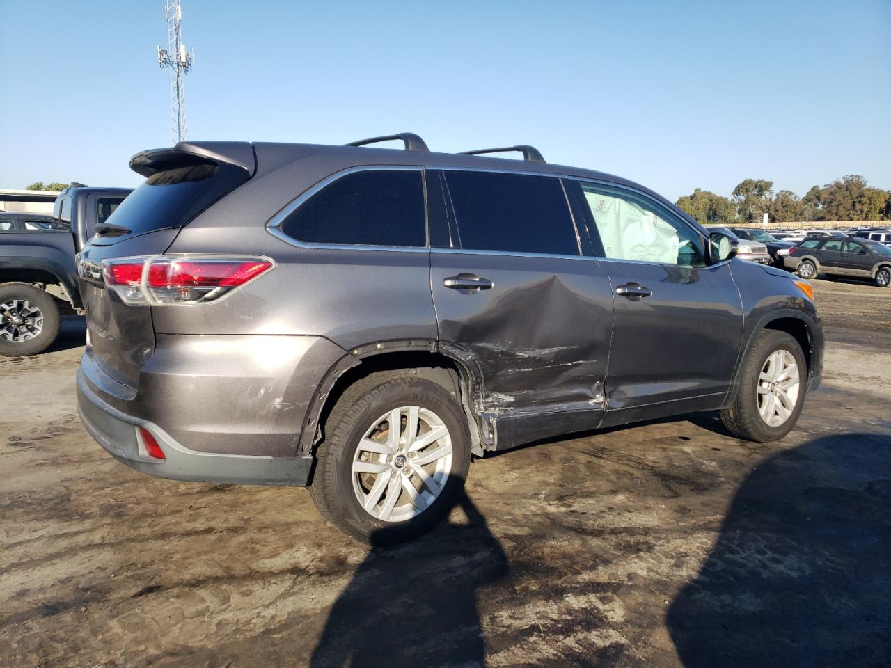 Lot #2978902636 2016 TOYOTA HIGHLANDER