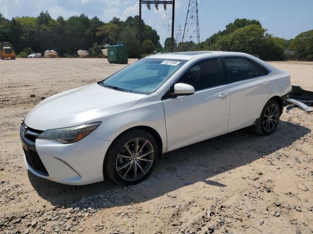 VIN 4T1BK1FKXFU028208 2015 Toyota Camry, Xse no.1