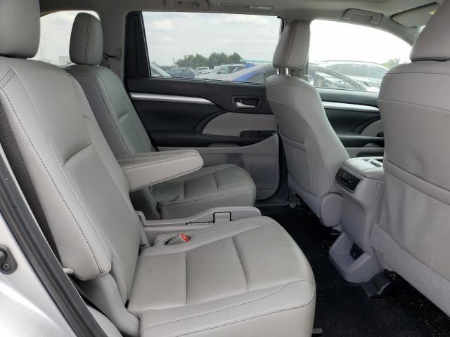 2019 TOYOTA HIGHLANDER - 5TDKZRFH2KS555113