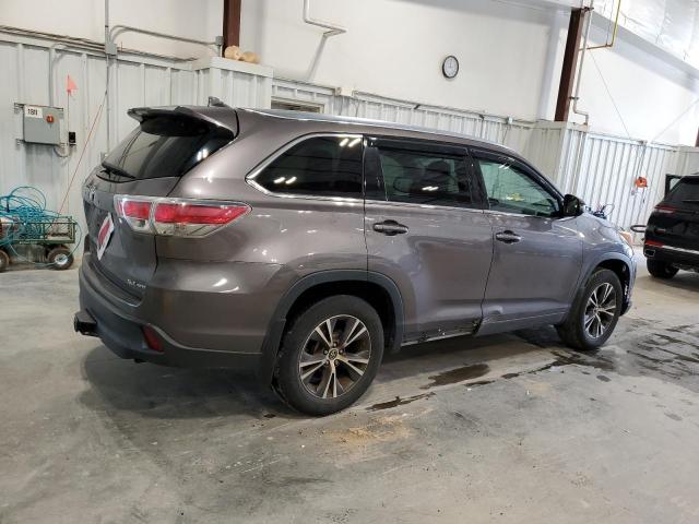 VIN 5TDJKRFH1GS304543 2016 Toyota Highlander, Xle no.3