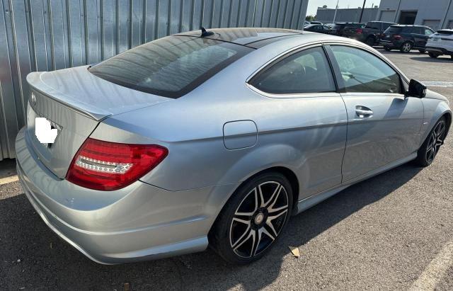 VIN WDDGJ4HB4FG389501 2015 Mercedes-Benz C-Class, 250 no.4