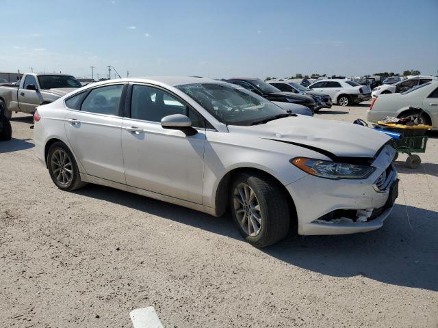 VIN 3FA6P0H71HR200555 2017 Ford Fusion, SE no.4