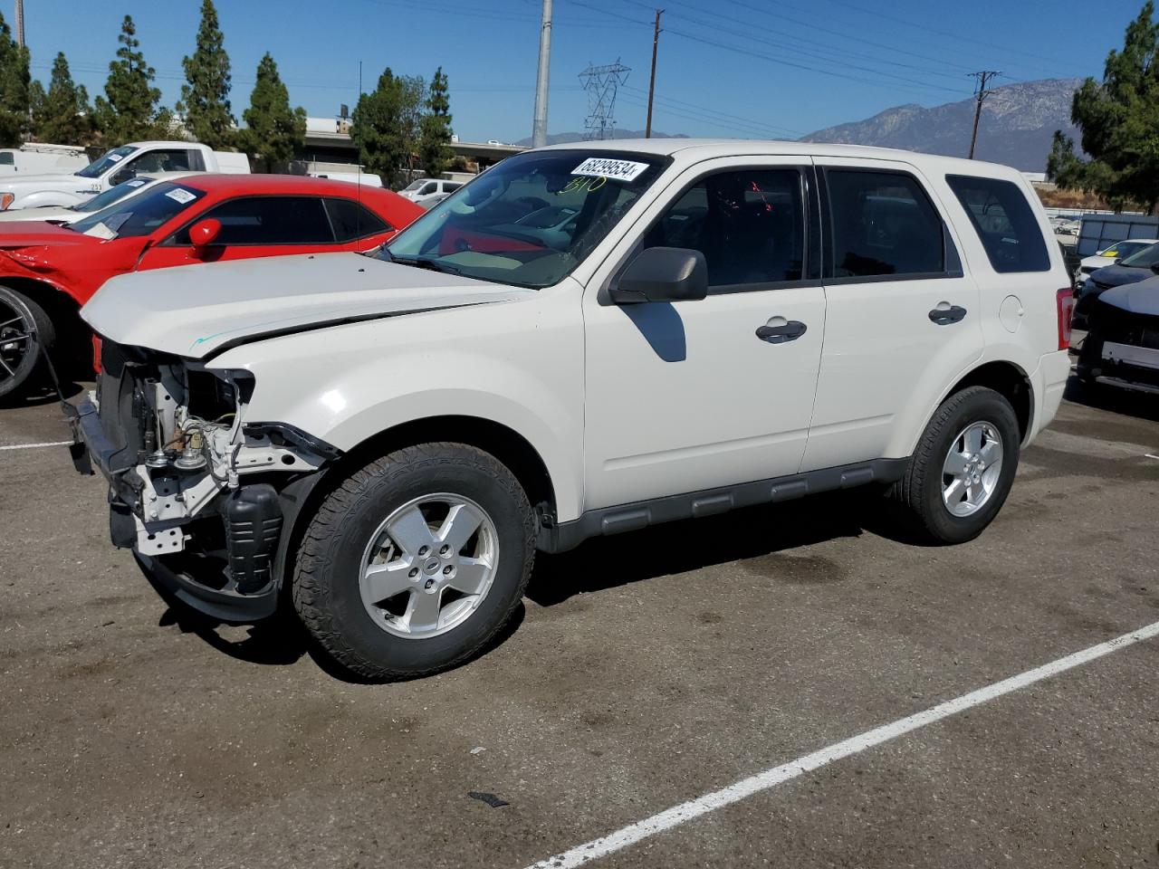 2011 Ford ESCAPE, XLS