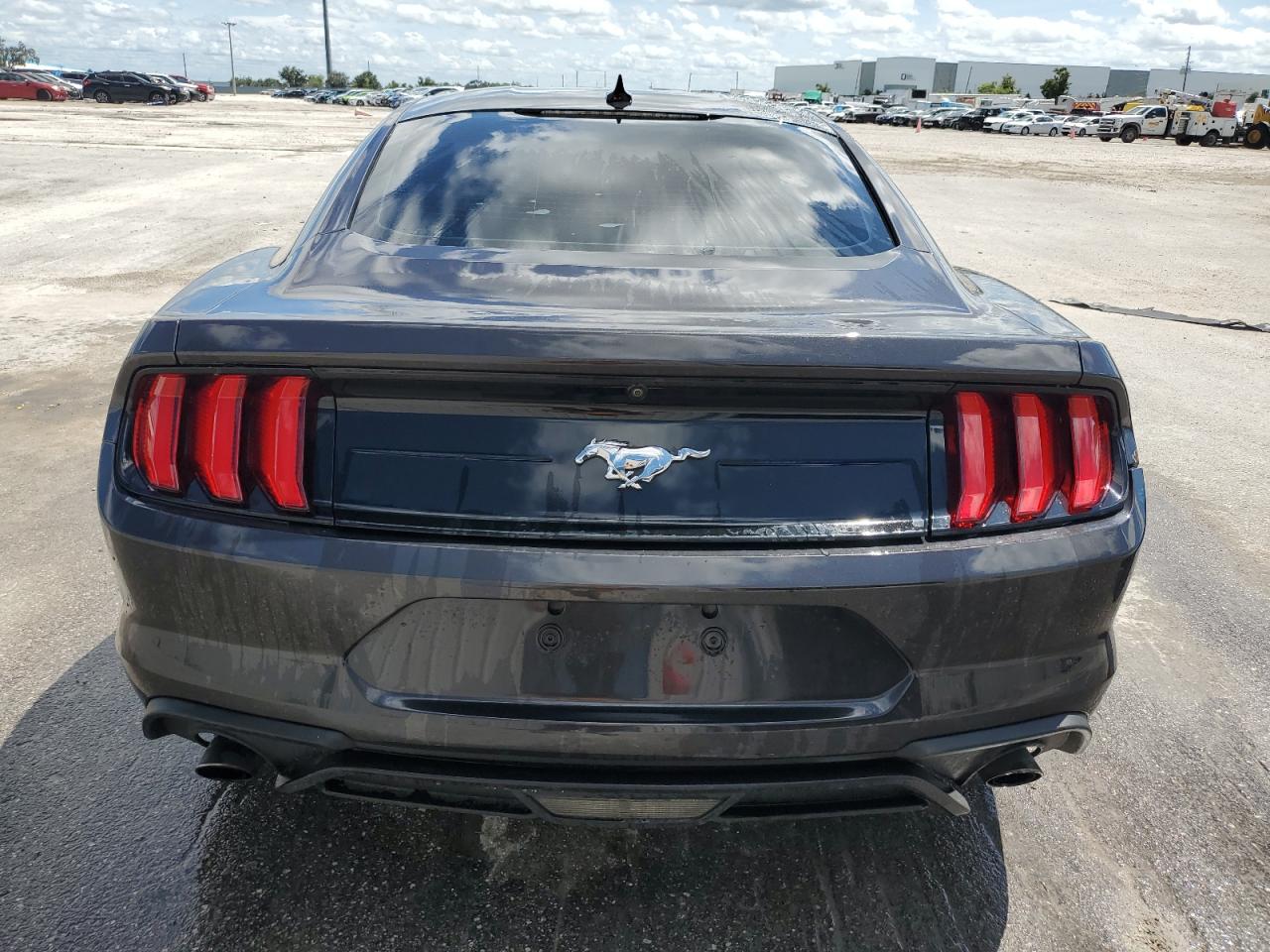 Lot #2956976912 2022 FORD MUSTANG