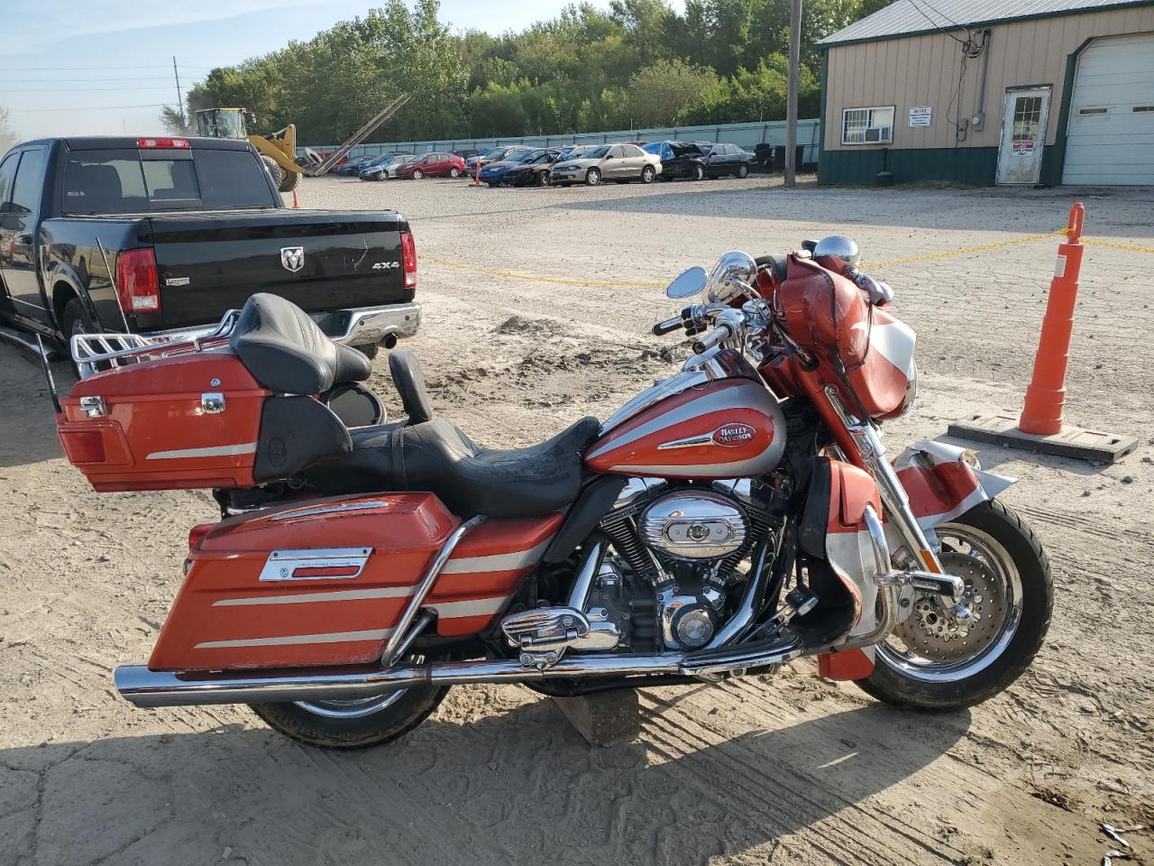 Harley Davidson CVO Ultra Classic Electra Glide 3 2008 FLHTCUSE3