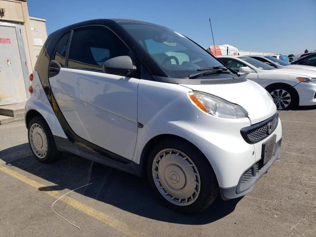 VIN WMEEJ3BA4EK752310 2014 Smart Fortwo, Pure no.4