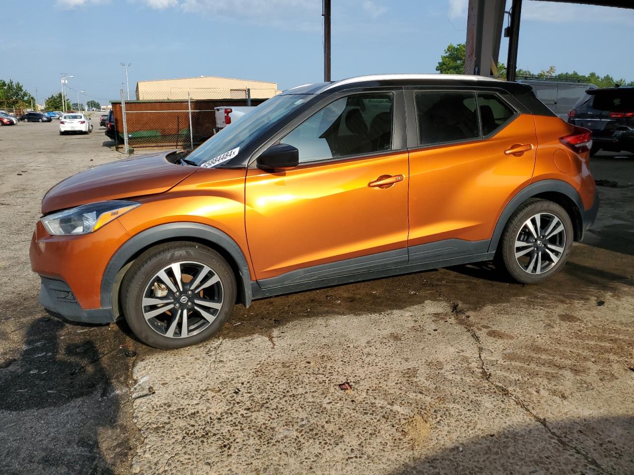 NISSAN KICKS S