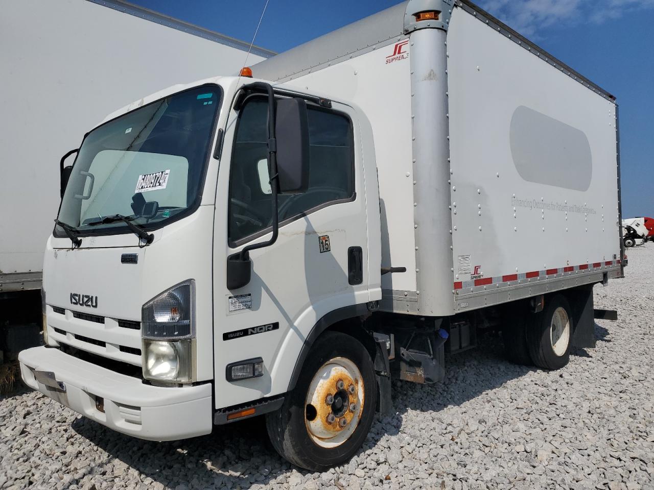 Lot #2738855633 2011 ISUZU NQR