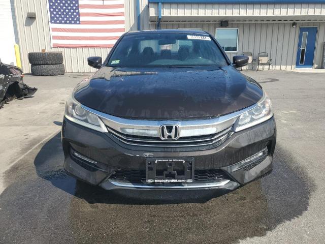 VIN 1HGCR2F53HA070570 2017 Honda Accord, Sport no.5