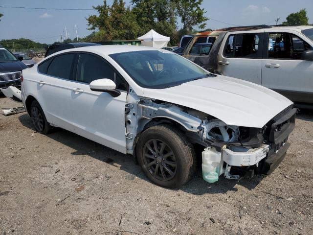 VIN 3FA6P0G75KR213754 2019 Ford Fusion, S no.4