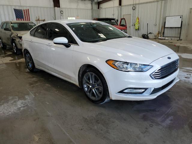 VIN 3FA6P0H91HR184648 2017 Ford Fusion, SE no.4