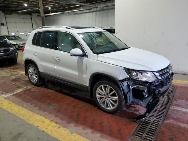 VIN WVGBV7AX4GW525970 2016 Volkswagen Tiguan, S no.4