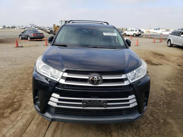 VIN 5TDZZRFH4JS241735 2018 Toyota Highlander, LE no.5