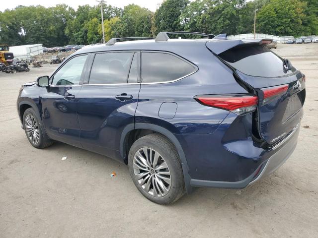 VIN 5TDFZRBH2NS179041 2022 Toyota Highlander, Platinum no.2