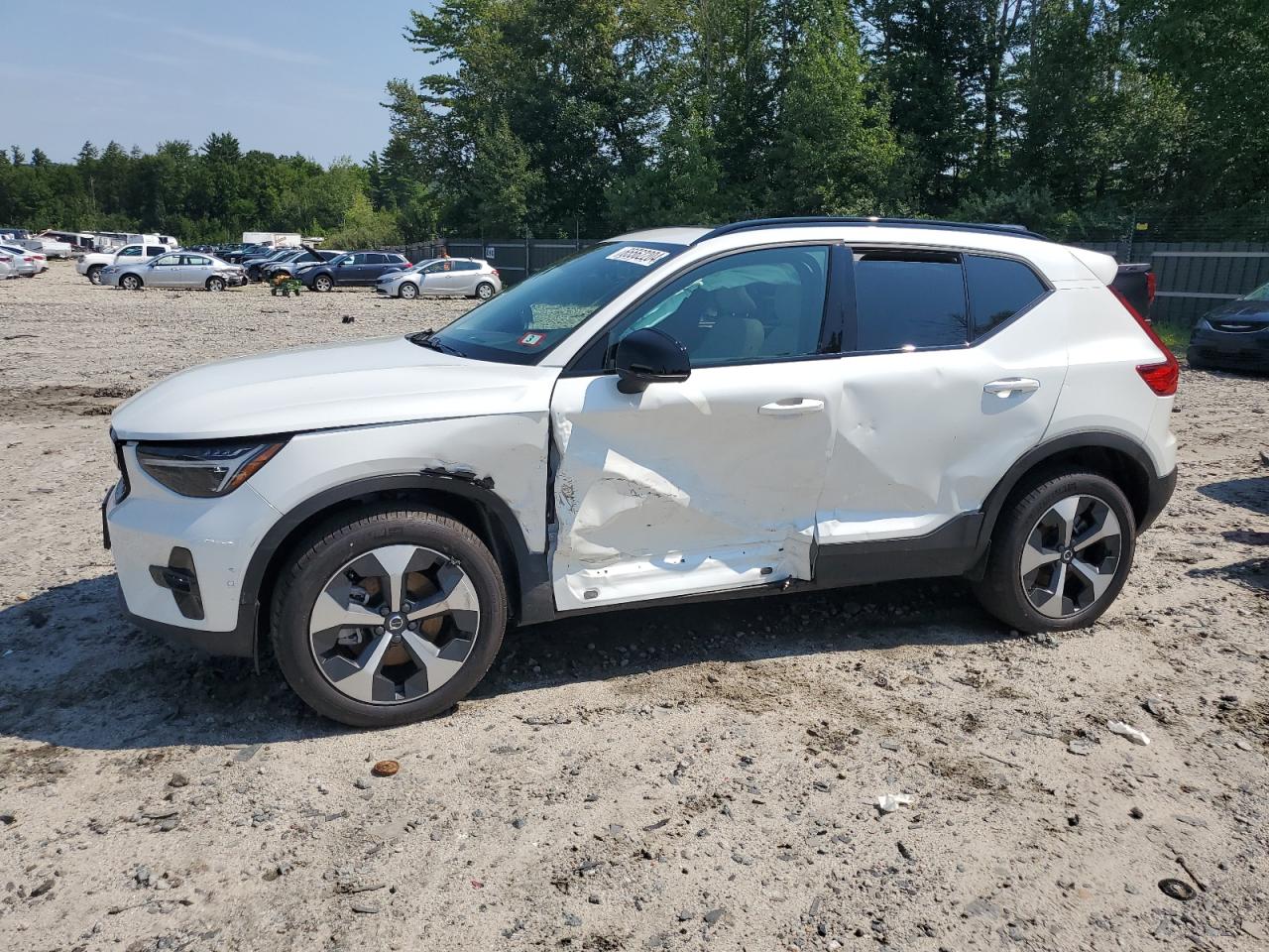 YV4L12UC2S2453227 VOLVO XC40 T5 2025