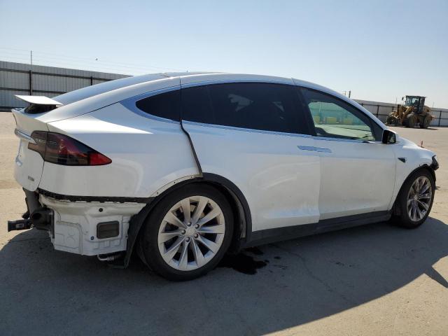 VIN 5YJXCBE21JF142811 2018 TESLA MODEL X no.3