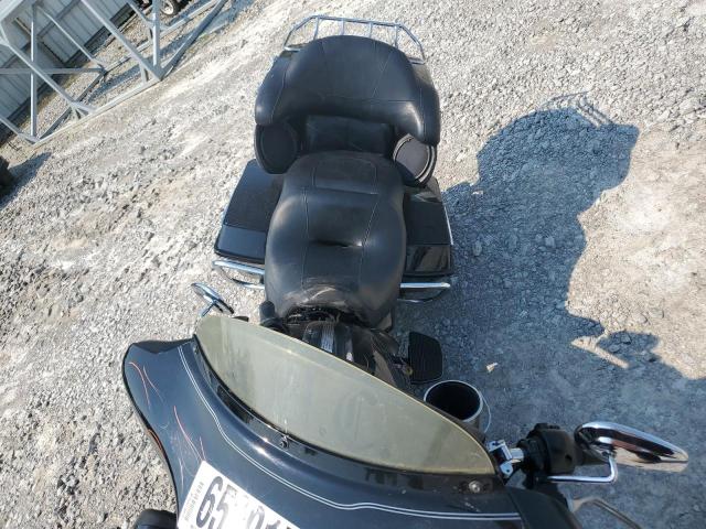 2010 HARLEY-DAVIDSON FLHTCU 1HD1FC419AB637643