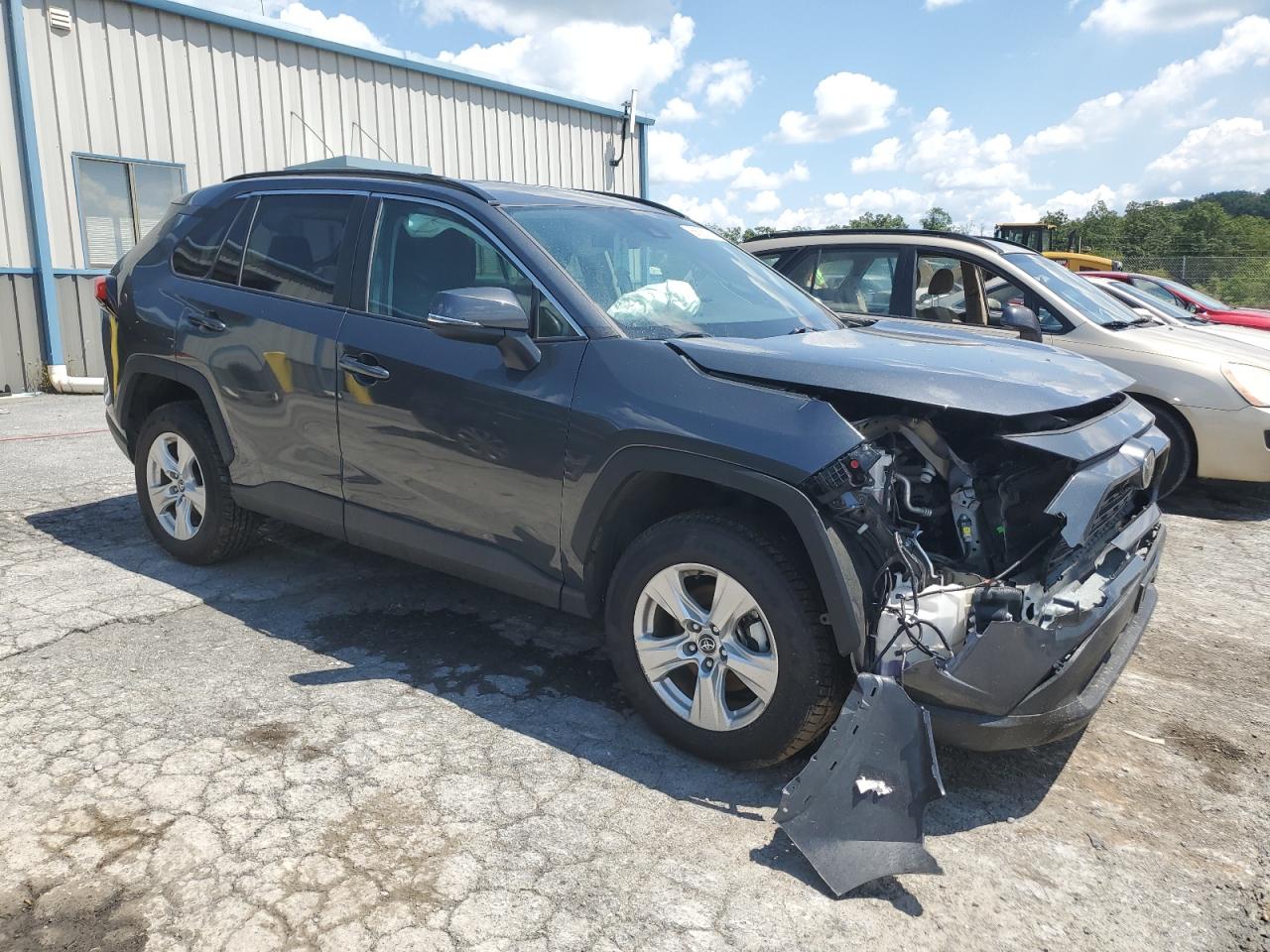 Lot #3028360794 2020 TOYOTA RAV4 XLE