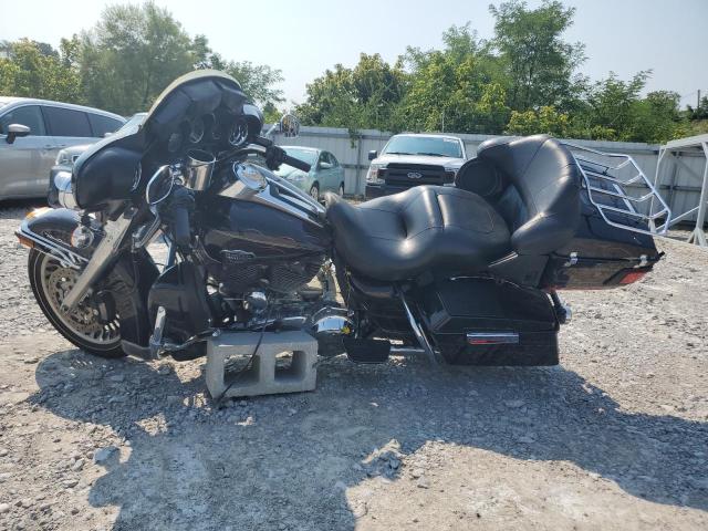 2010 HARLEY-DAVIDSON FLHTCU 1HD1FC419AB637643