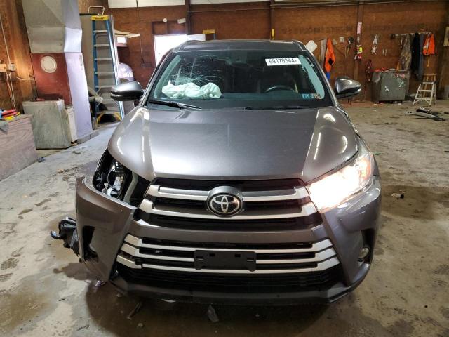 VIN 5TDJZRFH2KS614866 2019 Toyota Highlander, SE no.5