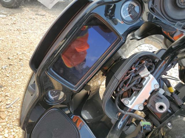 2021 HARLEY-DAVIDSON FLTRK - 1HD1KZF11MB643226