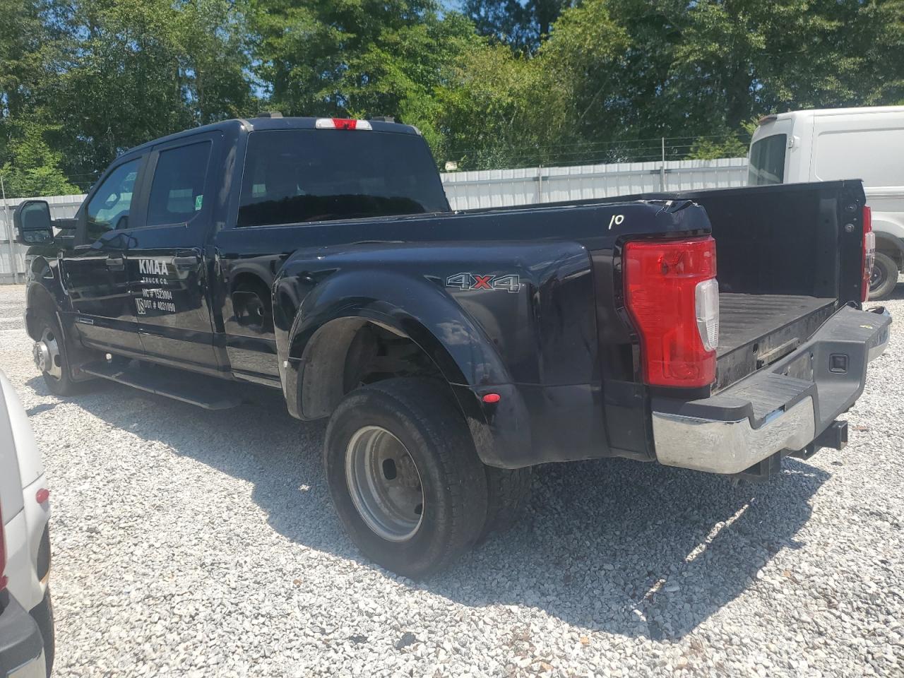 Lot #2907195636 2020 FORD F350 SUPER