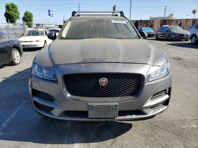 VIN SADCK2BV5HA097699 2017 Jaguar F-Pace, Prestige no.5