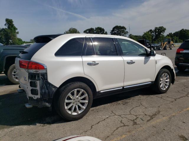 VIN 2LMDJ8JK8DBL23410 2013 Lincoln MKX no.3