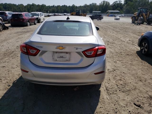 VIN 1G1BC5SM9J7226925 2018 Chevrolet Cruze, LS no.6