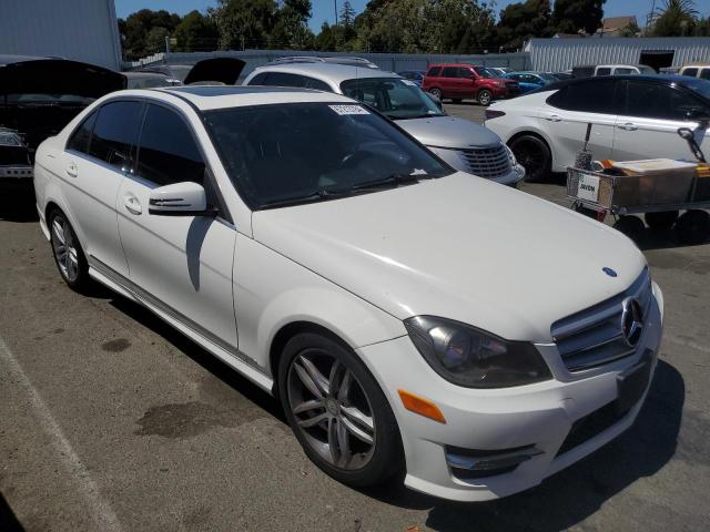 VIN WDDGF4HB4DA757077 2013 Mercedes-Benz C-Class, 250 no.4