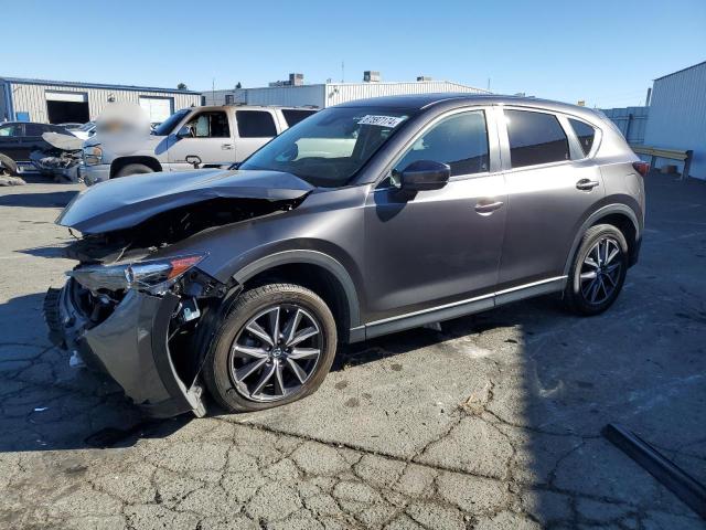 VIN JM3KFACM8J1440420 2018 Mazda CX-5, Touring no.1