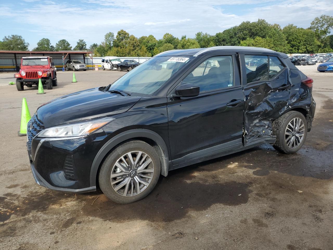 Lot #2902872713 2023 NISSAN KICKS SV