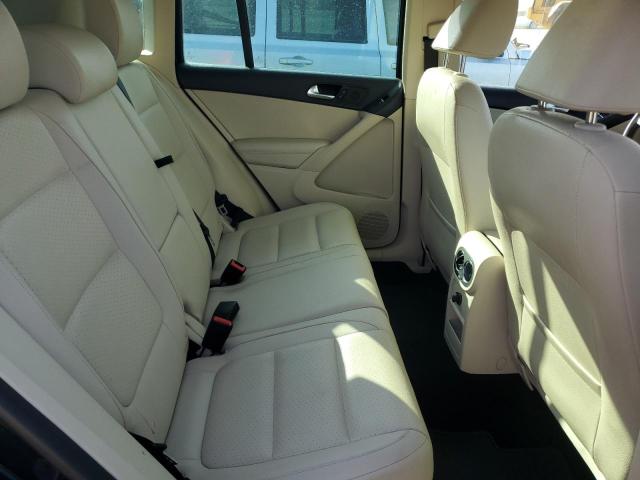 2015 VOLKSWAGEN TIGUAN S - WVGBV7AX4FW577405